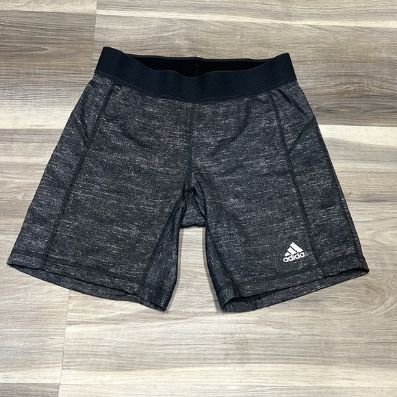 Adidas bike shorts size XS - Picture 2 of 8